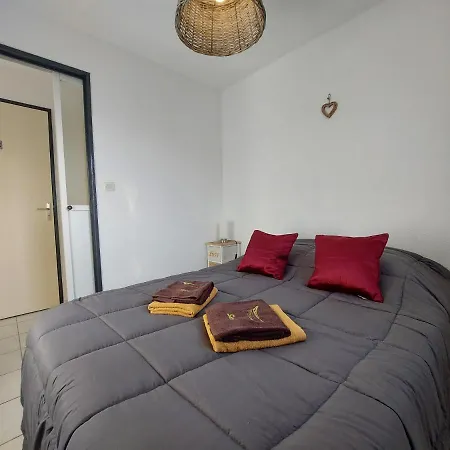 Le Totem Apartment Sete Exterior photo
