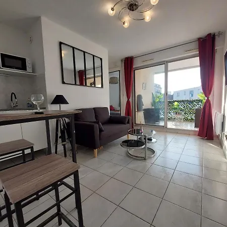 Le Totem Apartment Sete Exterior photo